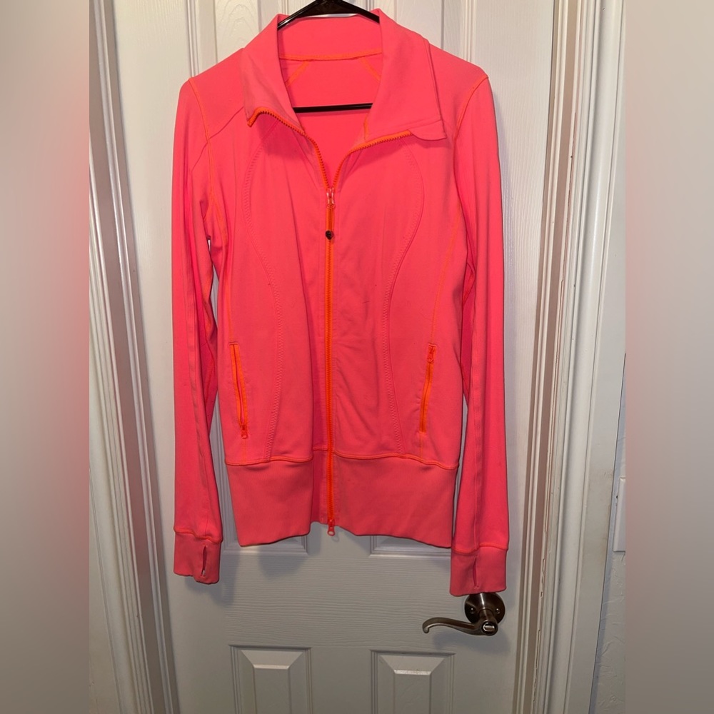 Lululemon size 8 jacket